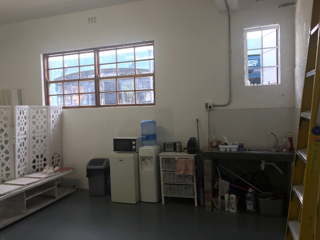 To Let Commercial Property for Rent in Woodstock Western Cape